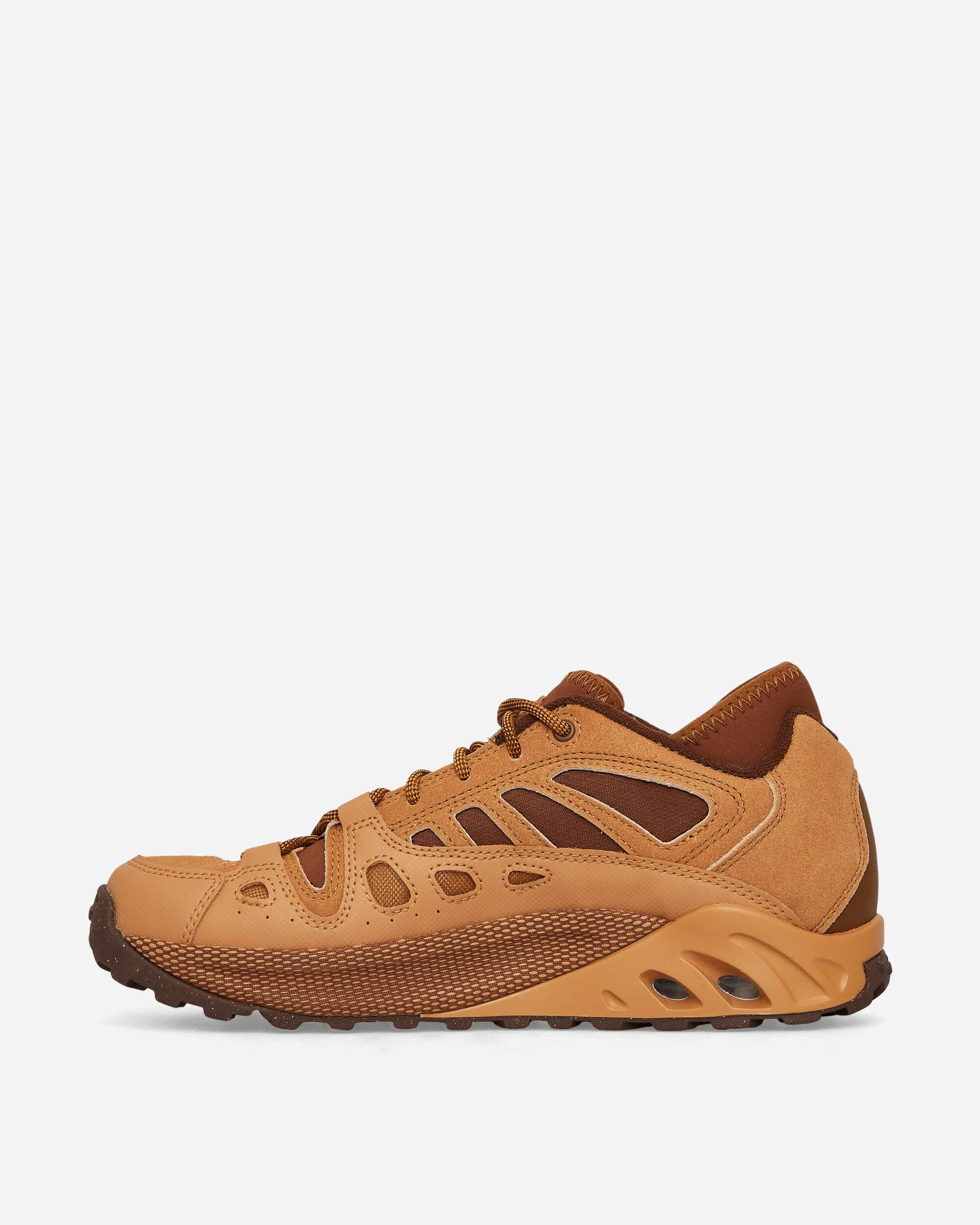 ACG Air Exploraid Sneakers Leinen