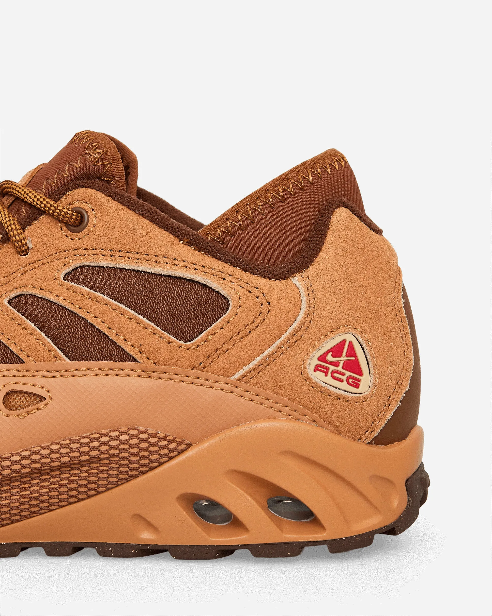 ACG Air Exploraid Sneakers Leinen