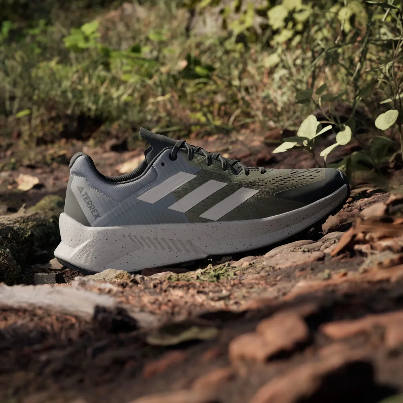 Adidas Terrex Soulstride Flow Trail Running Schuh Olive Strata / Wonder Beige / Kohle