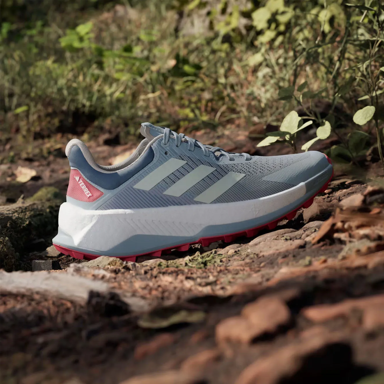 Adidas Terrex Soulstride Ultra Trailrunning-Schuhe Magisches Grau / Leinengrün / Reines Rubin