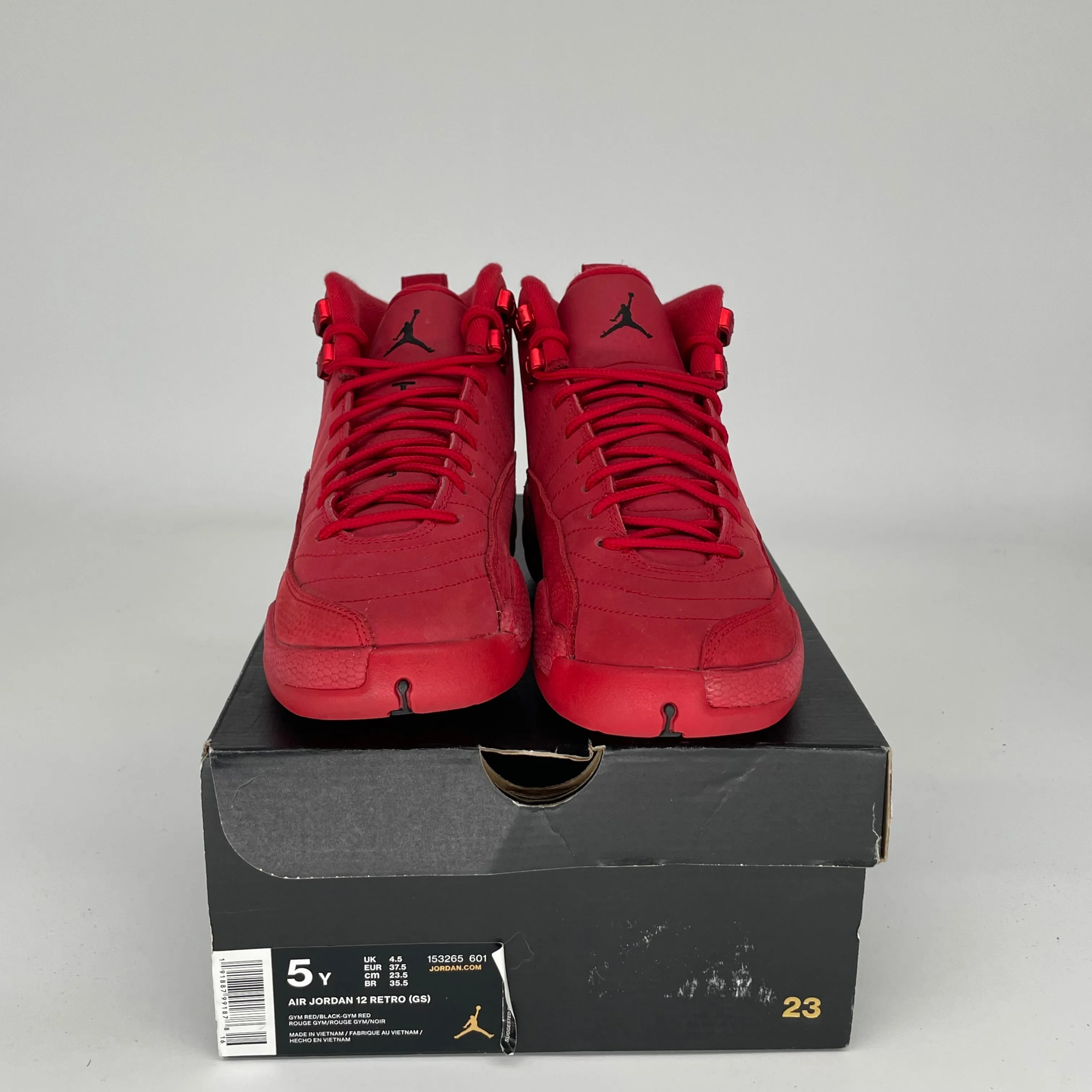 AIR JORDAN 12 GYM ROT GRÖSSE 5Y 153265-601