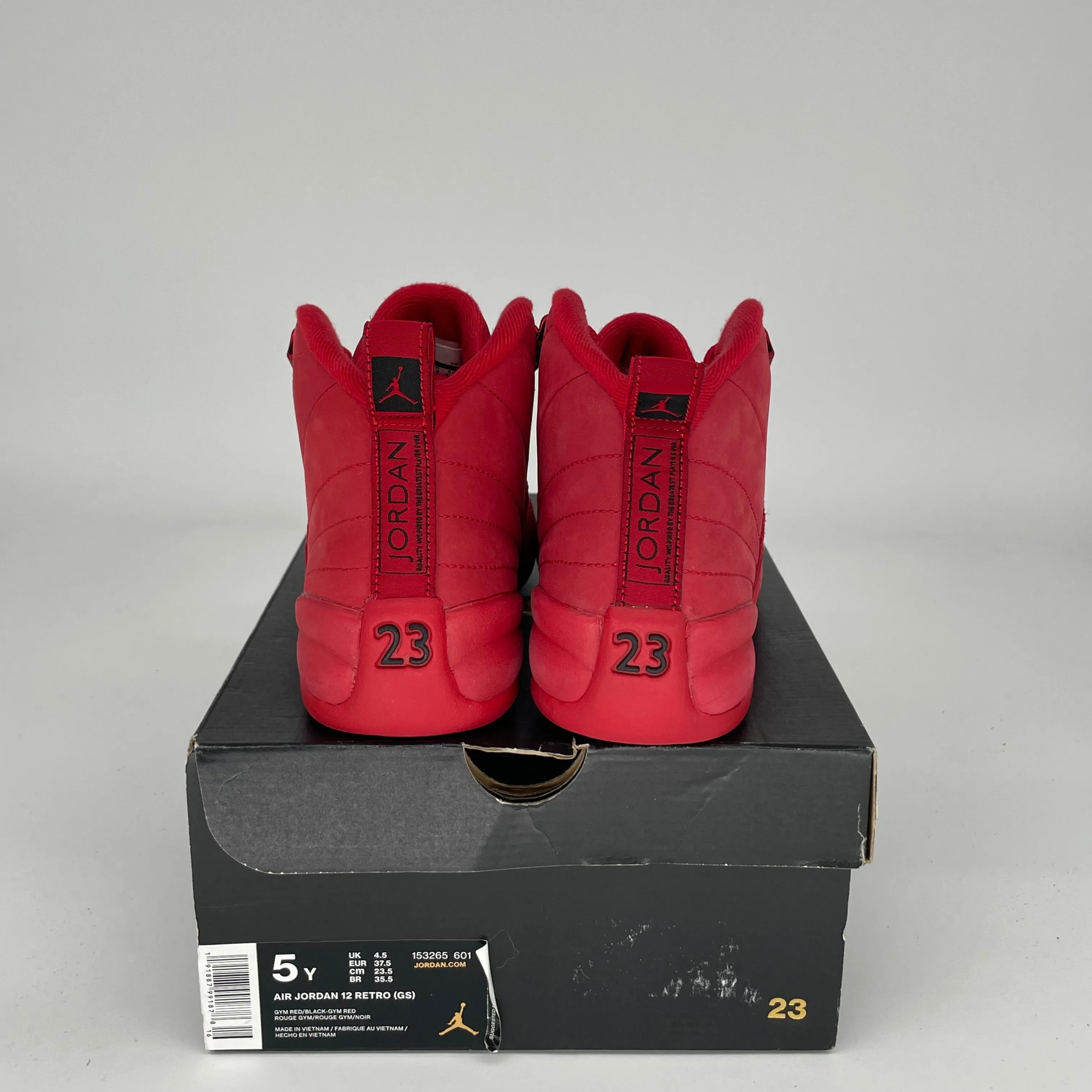 AIR JORDAN 12 GYM ROT GRÖSSE 5Y 153265-601