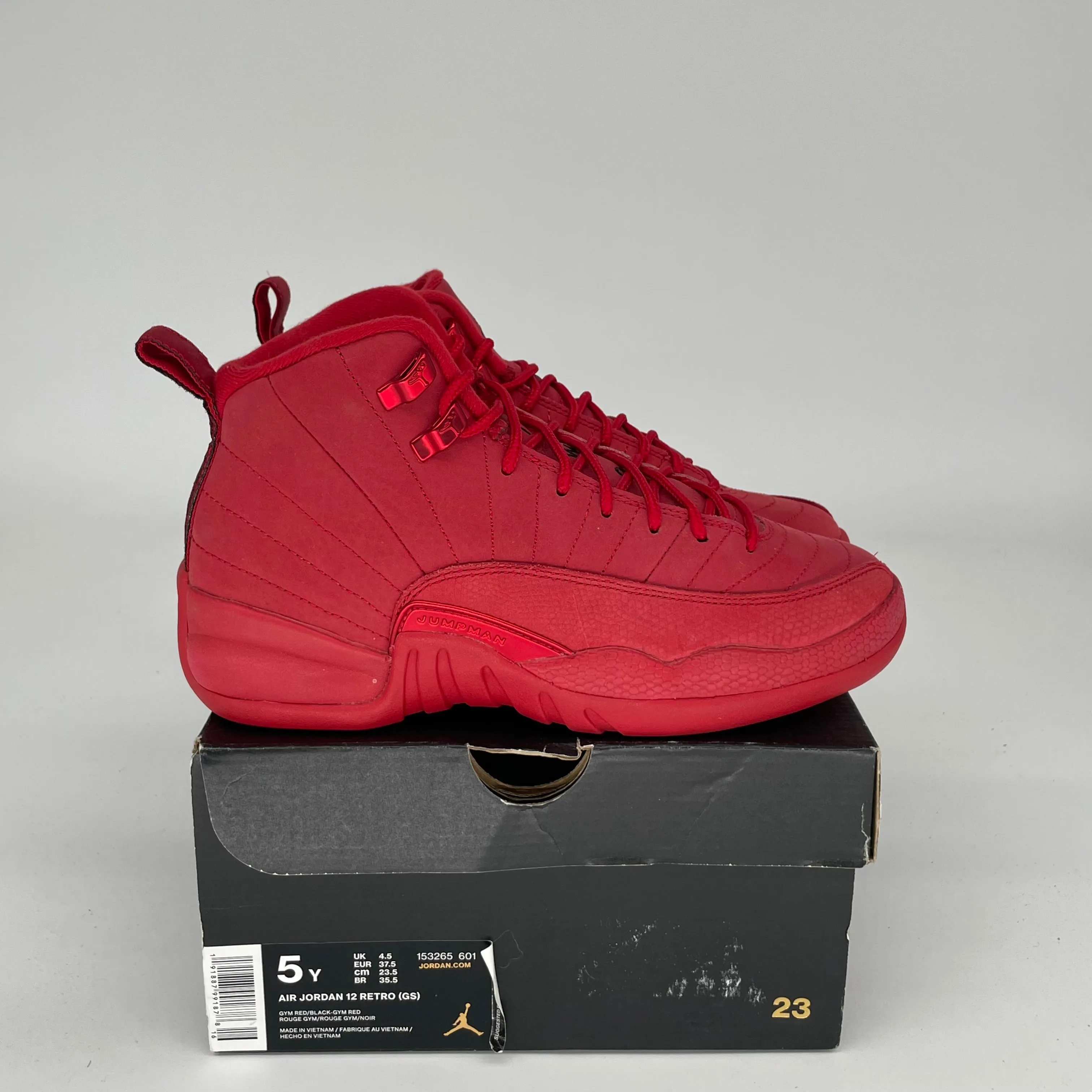 AIR JORDAN 12 GYM ROT GRÖSSE 5Y 153265-601