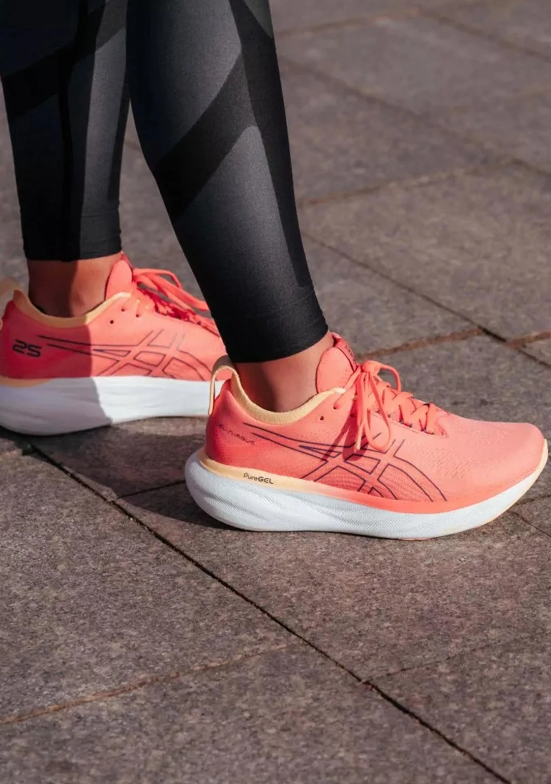 Asics Damen Gel Nimbus 25 <br> 1012B356 700