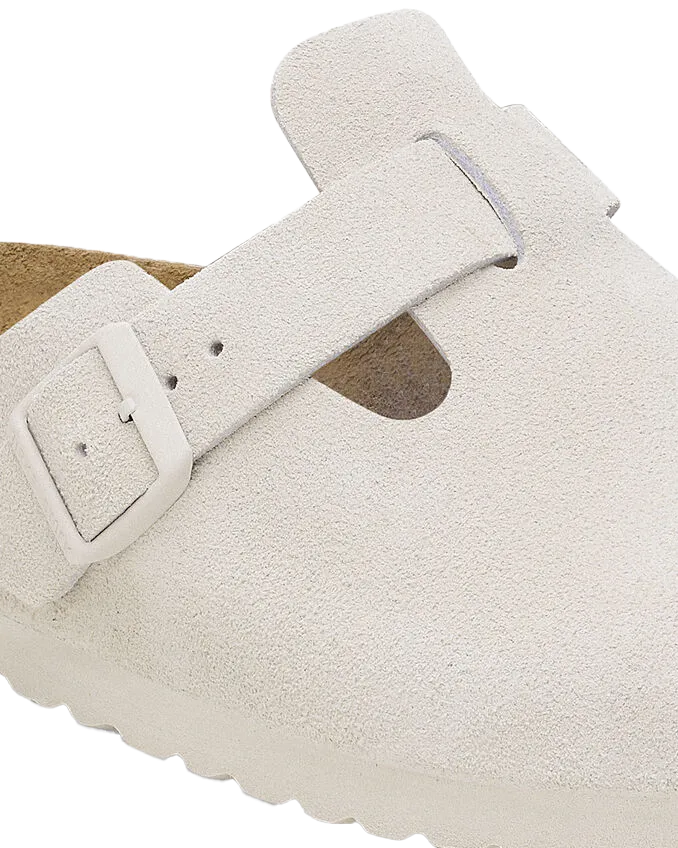 Birkenstock Schuhe Boston Wildleder Sandalen in Antikweiß