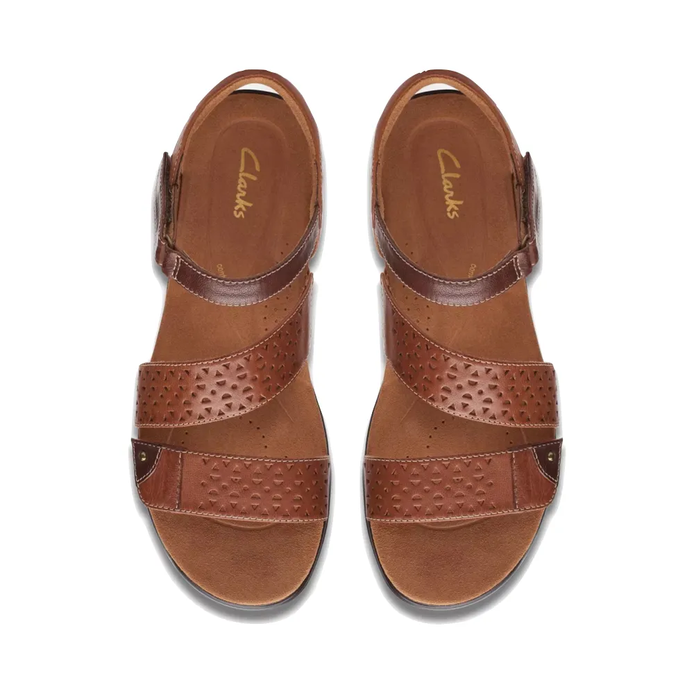 Clarks Damen Kitly Way Riemchensandalette in Hellbraun