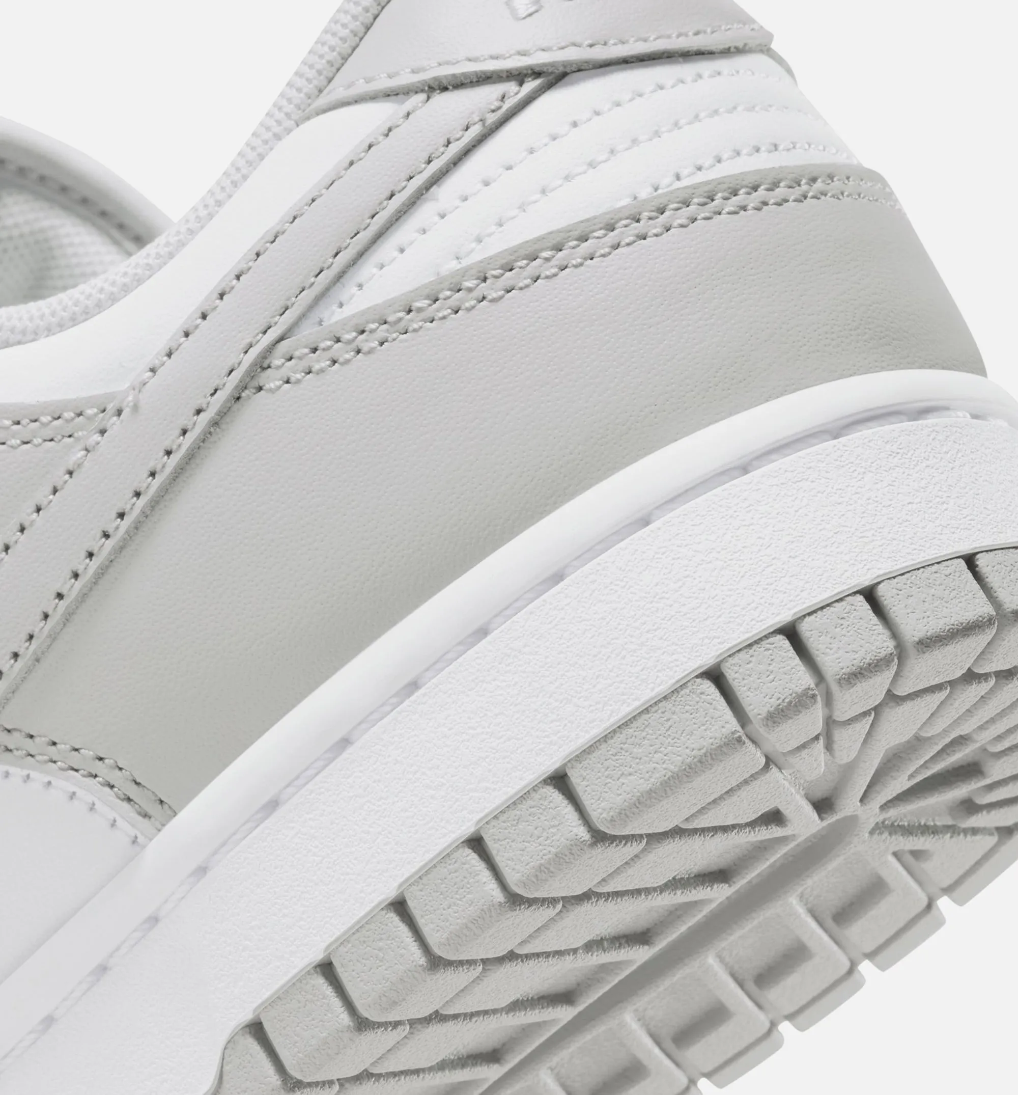 Dunk Low Grey Fog Herren Lifestyle-Schuh - Grauer Nebel/Weiß