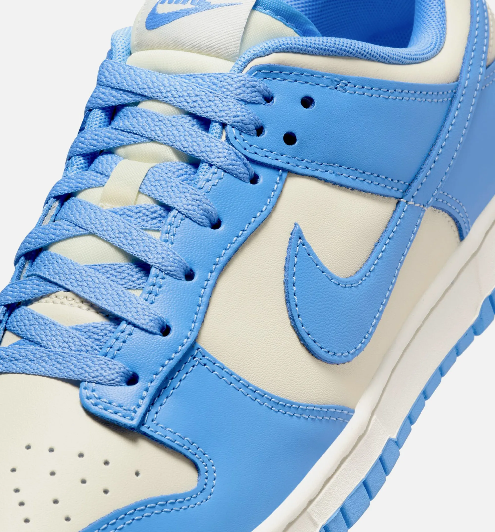 Dunk Low Retro Herren Lifestyle-Schuh - Kokosmilch/Gym Rot/Segeltuch/Universitätsblau