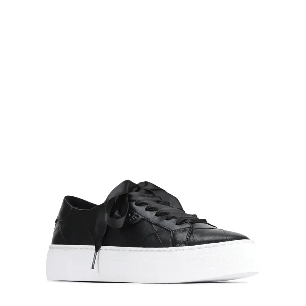 EOS Gewebte Schwarze Lederschuhe_Eos