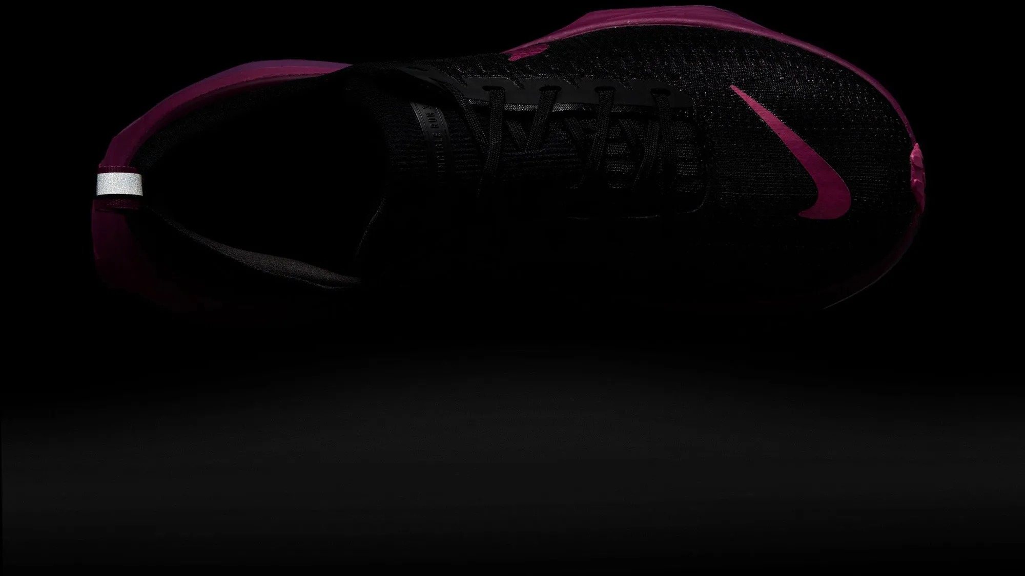Invincible 3 Herren Straßenlaufschuhe