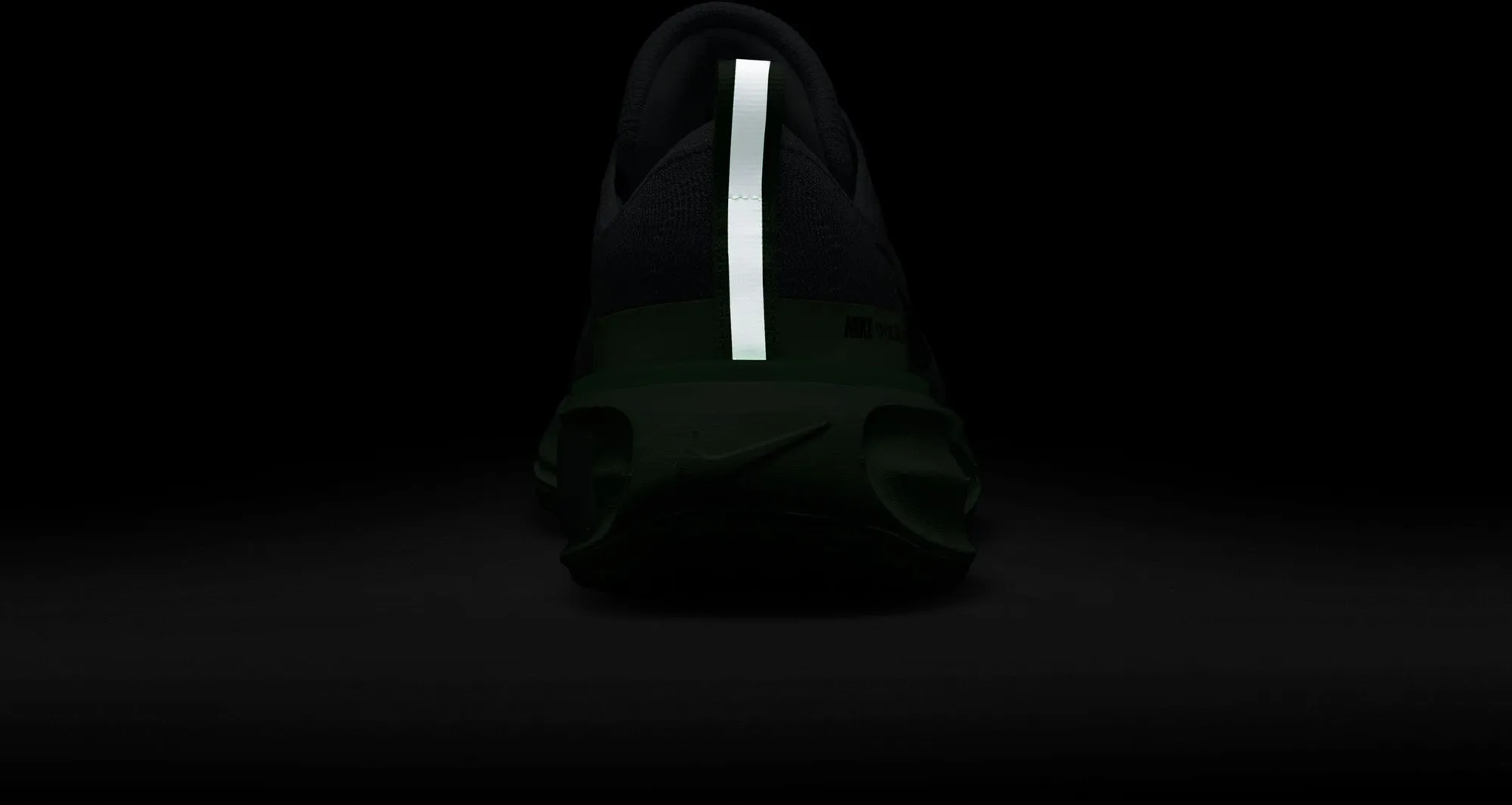 Invincible 3 Damen Straßenlaufschuhe