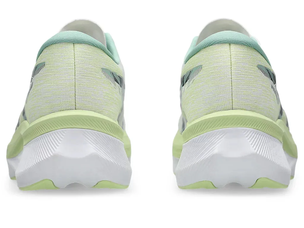 Magic Speed 4 M | Weiß/Blaue Weite Asics Schuhe