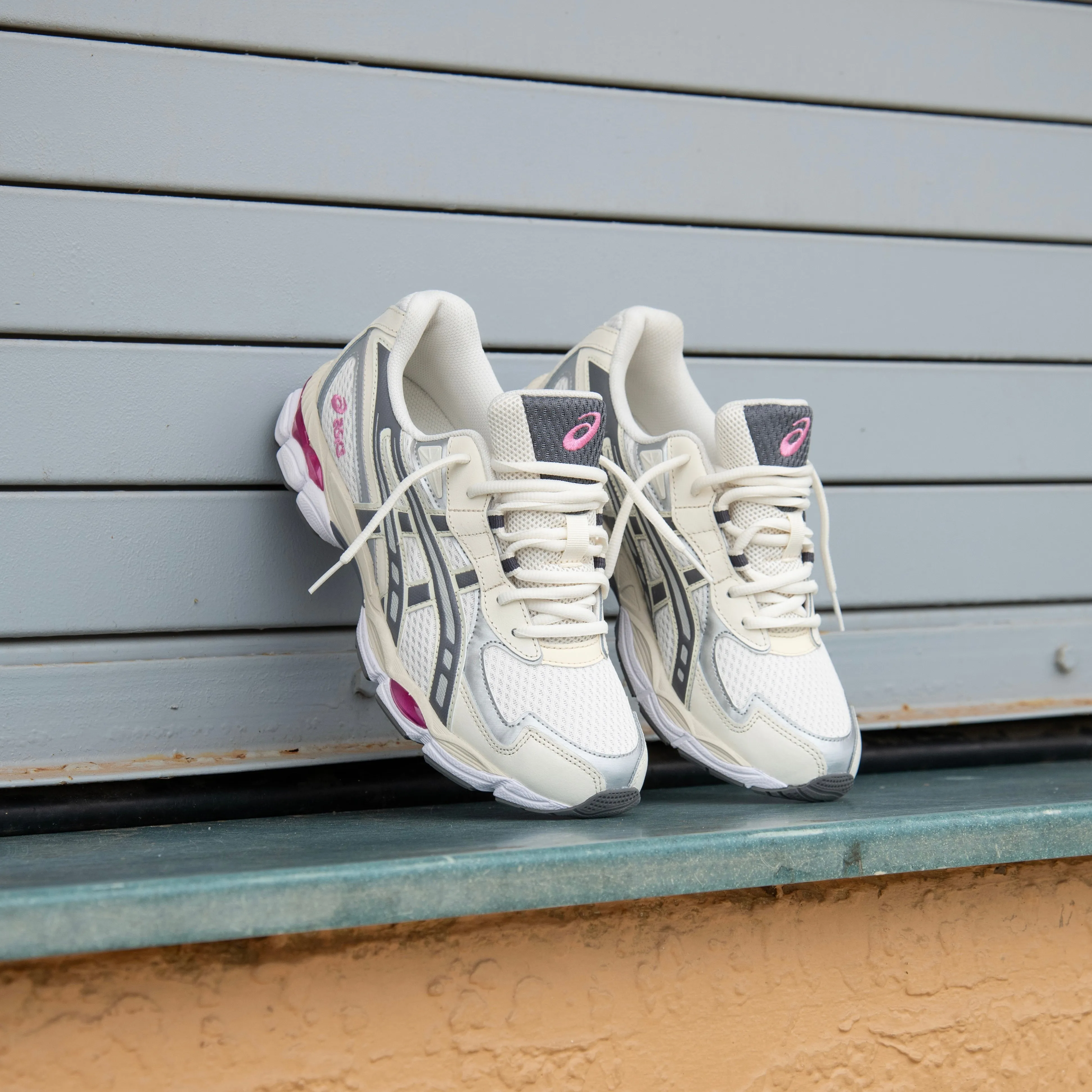 Herren Asics Gel-NYC 2055 (Creme/Kohle) Asics Schuhe