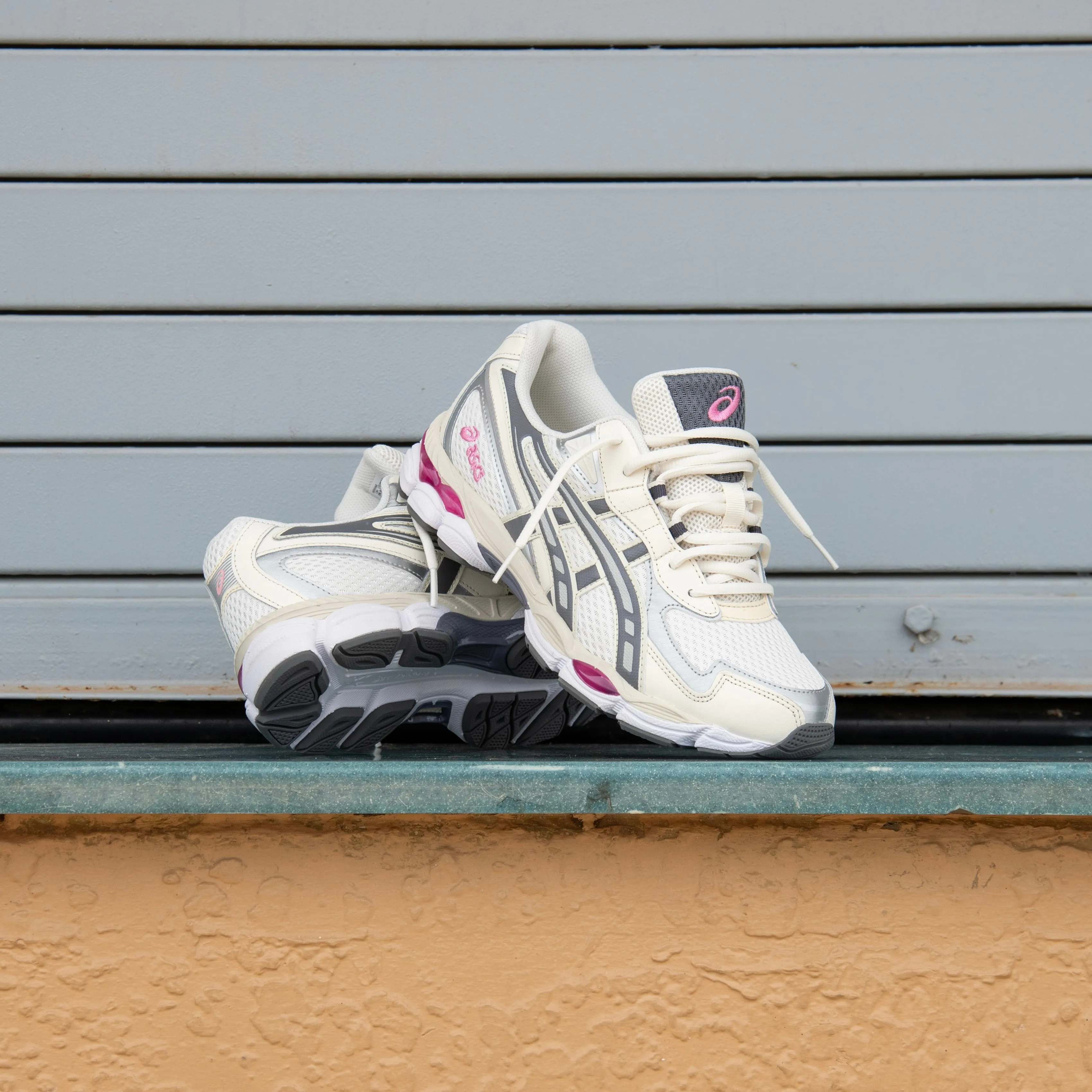 Herren Asics Gel-NYC 2055 (Creme/Kohle) Asics Schuhe