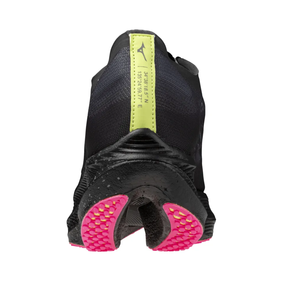 Mizuno Unisex Wave Rebellion Pro 2 Laufschuhe in Schwarz/Silber/Rosa/Tetra AW24