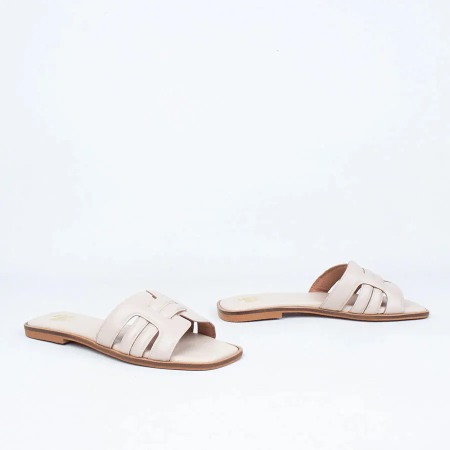 Nü x Neo Oona Elfenbeinfarbene Schuhe_Neo