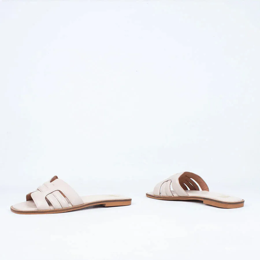 Nü x Neo Oona Elfenbeinfarbene Schuhe_Neo
