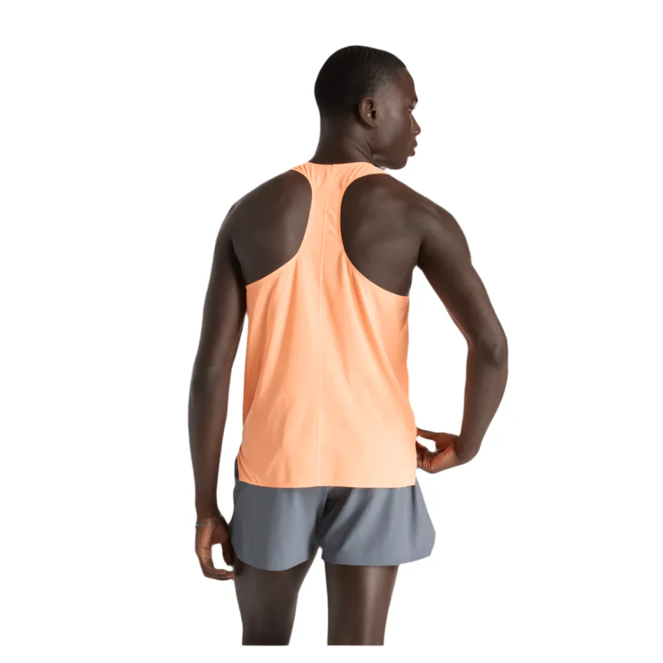 New Balance Herren Race Day Ultralight Singlet in Hot Mango SS25