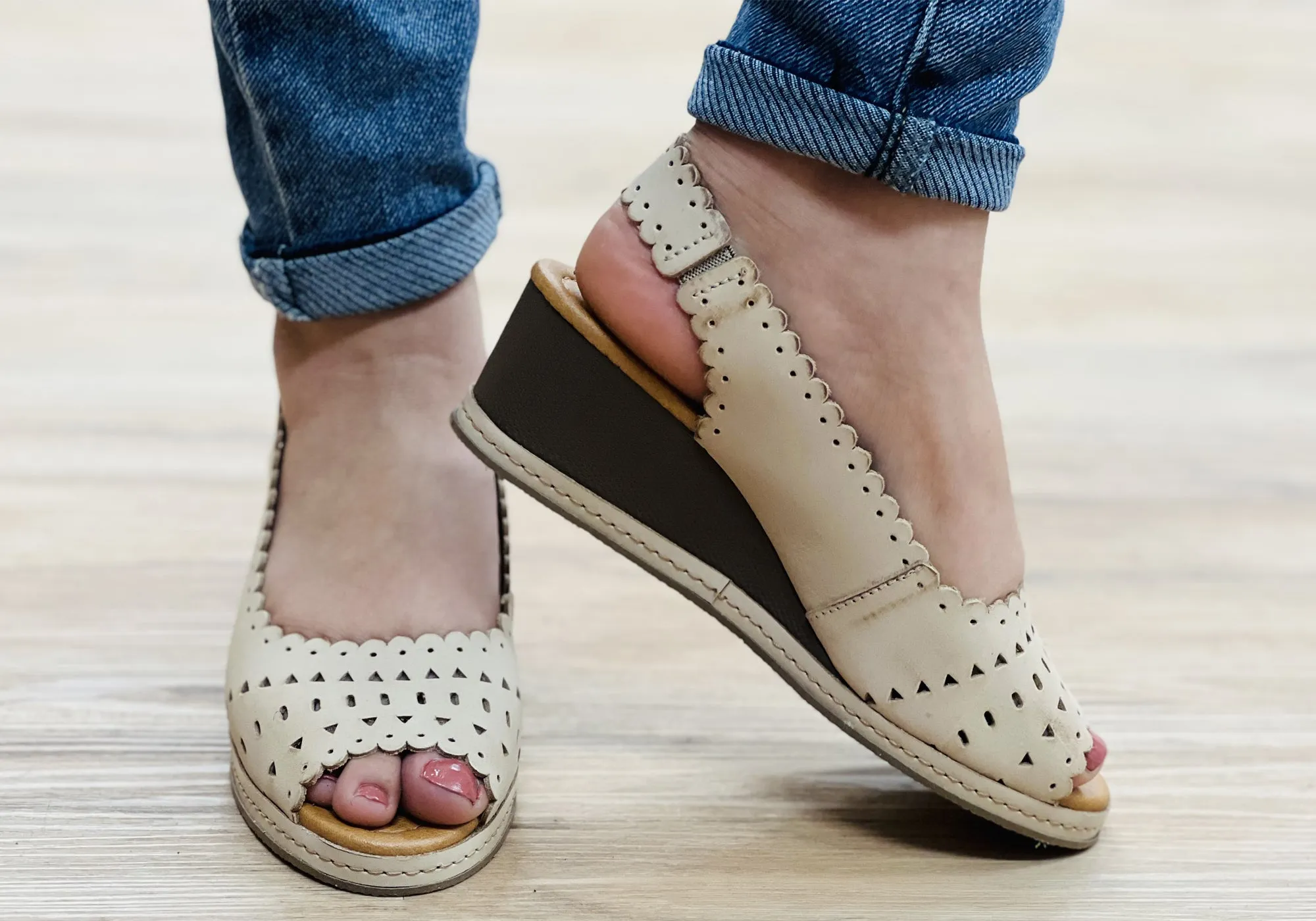 New Face Emberly Damen Keilabsatz-Sandalen aus Leder, hergestellt in Brasilien, New Face Schuhe