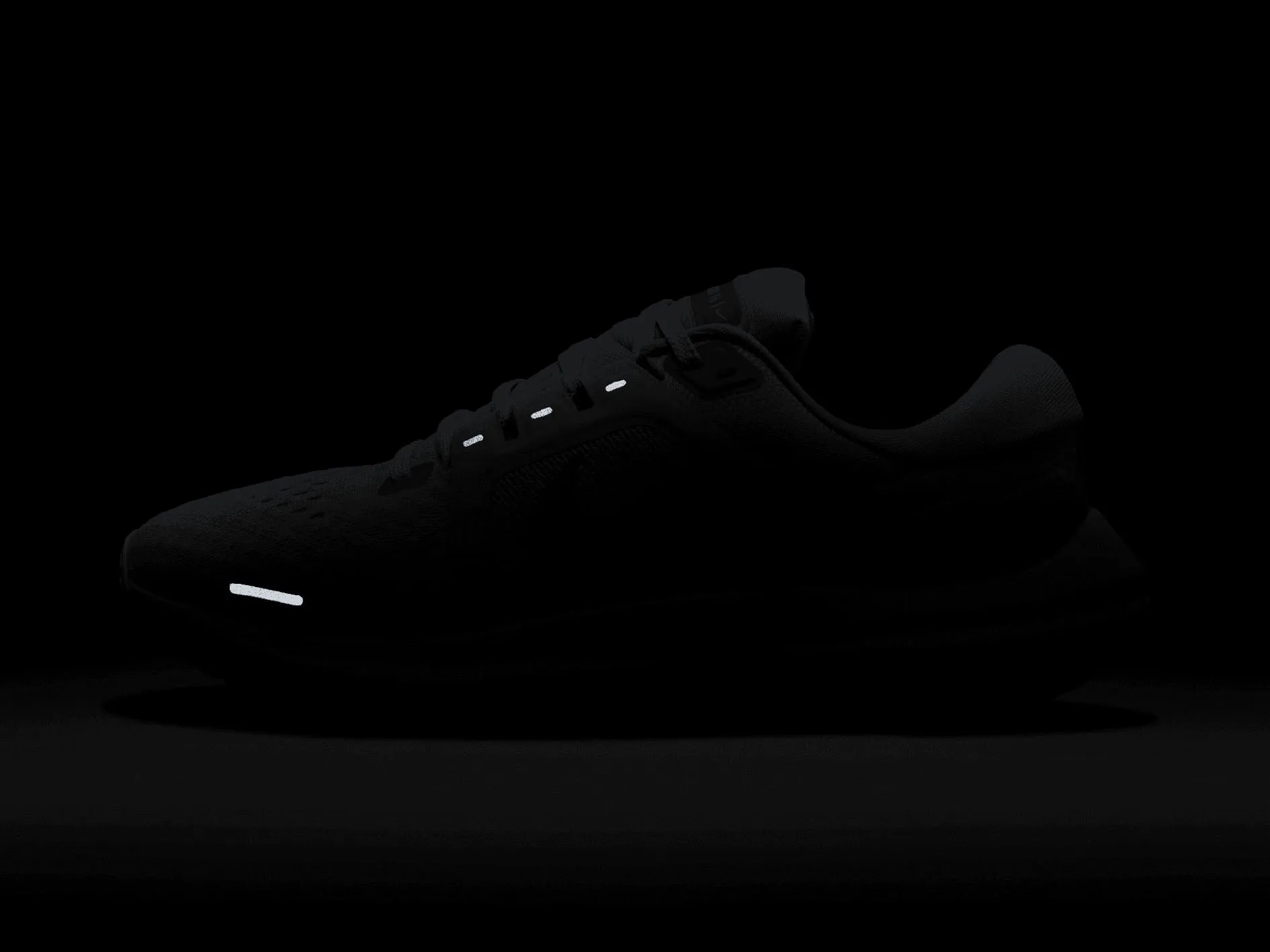 Nike Damen Air Zoom Vomero 16