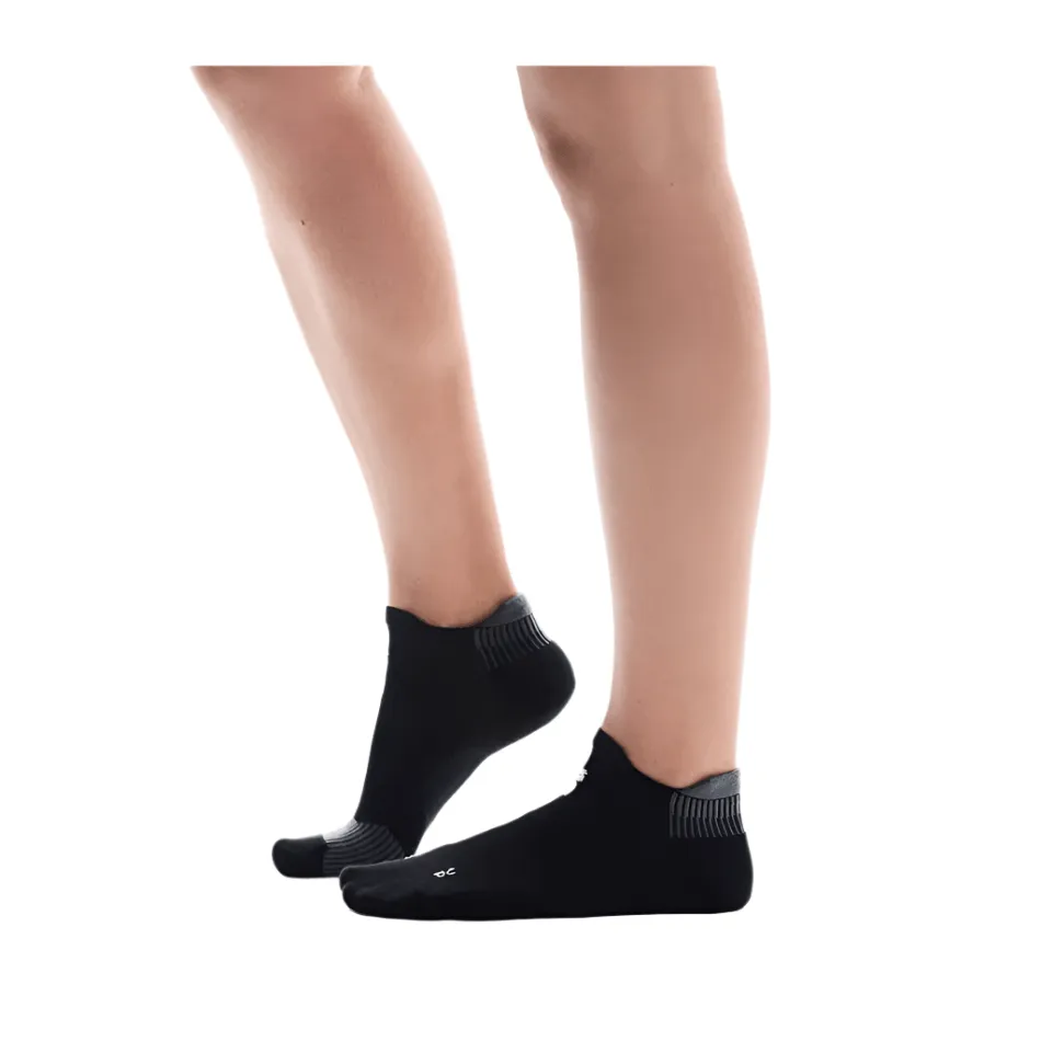 Über Unisex Performance Laufsocke Low Rise SS25