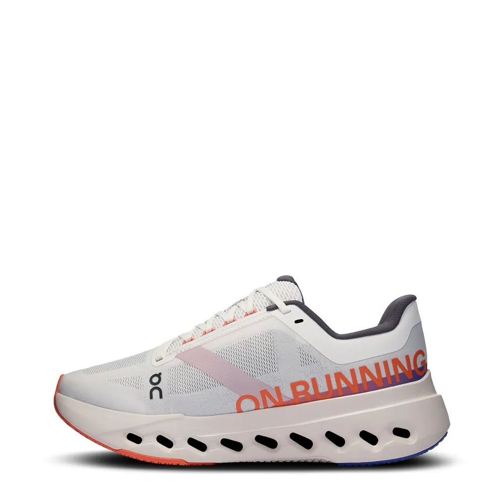 Zu den Women's Cloudsurfer Next Sneakern in Weiß/Flammenfarbe