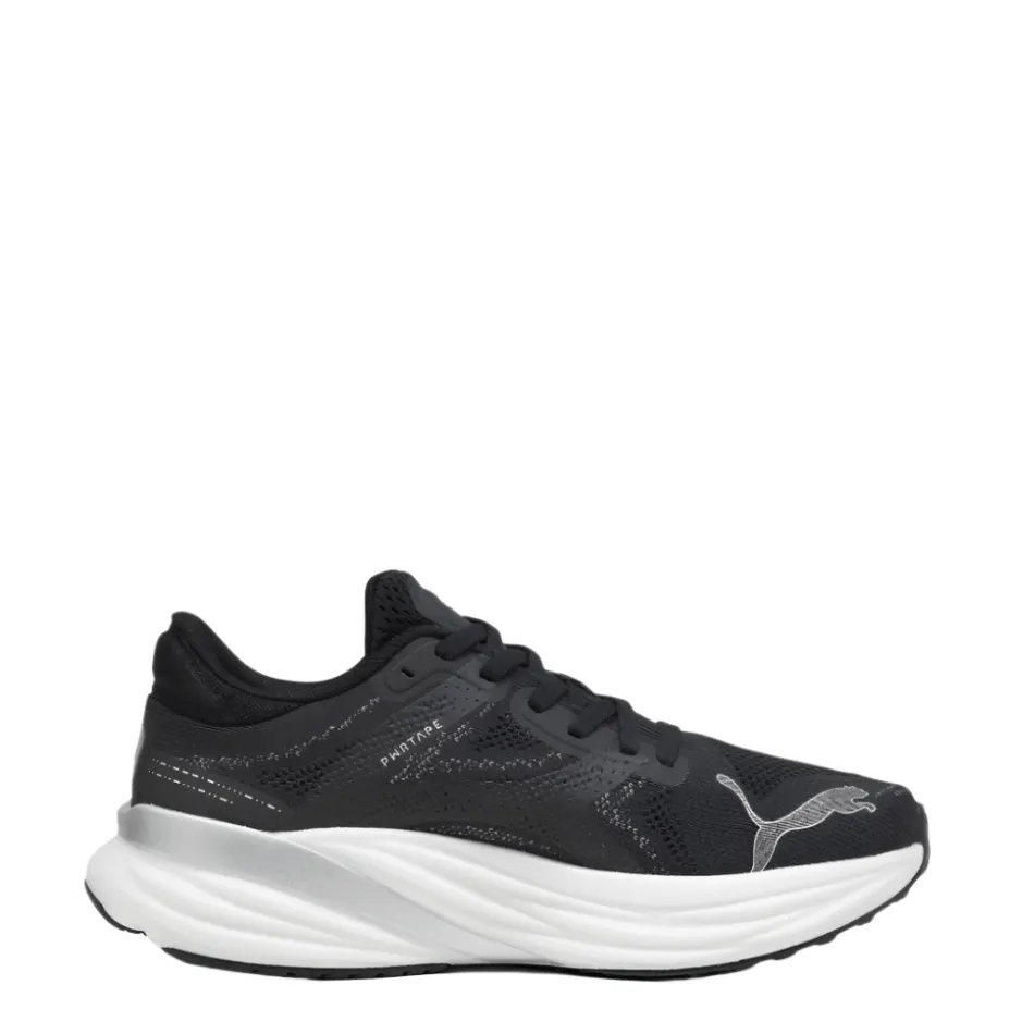 Puma Magnify Nitro 2 Herren-Laufschuhe in PUMA Schwarz/Weiß/Silber AW24