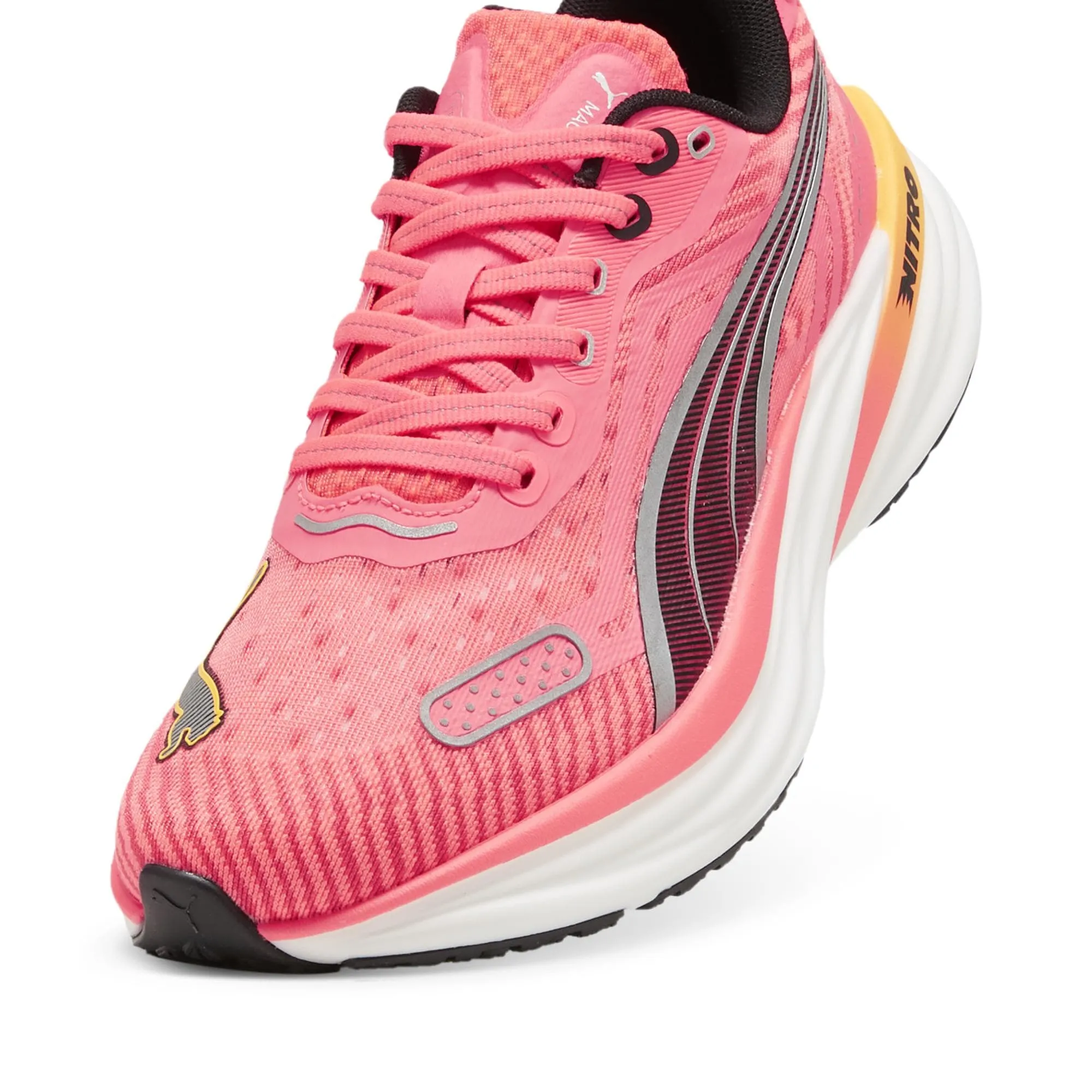 Puma Damen Magnify NITRO 2 Tech - Sonnenstrom-Sonnenuntergangsglühen-PUMA Weiß - AW24