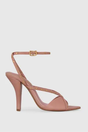 Besetzter Sandalen