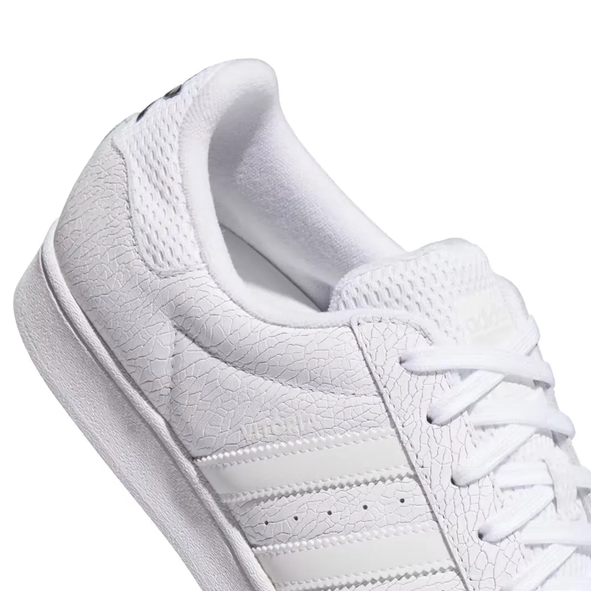   Vitoria Superstar ADV 'Wolkenweiß'