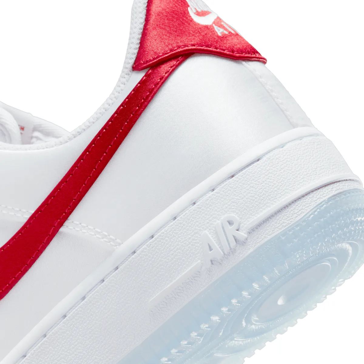 Wmns Air Force 1 ’07 'Satin Weiß Rot'