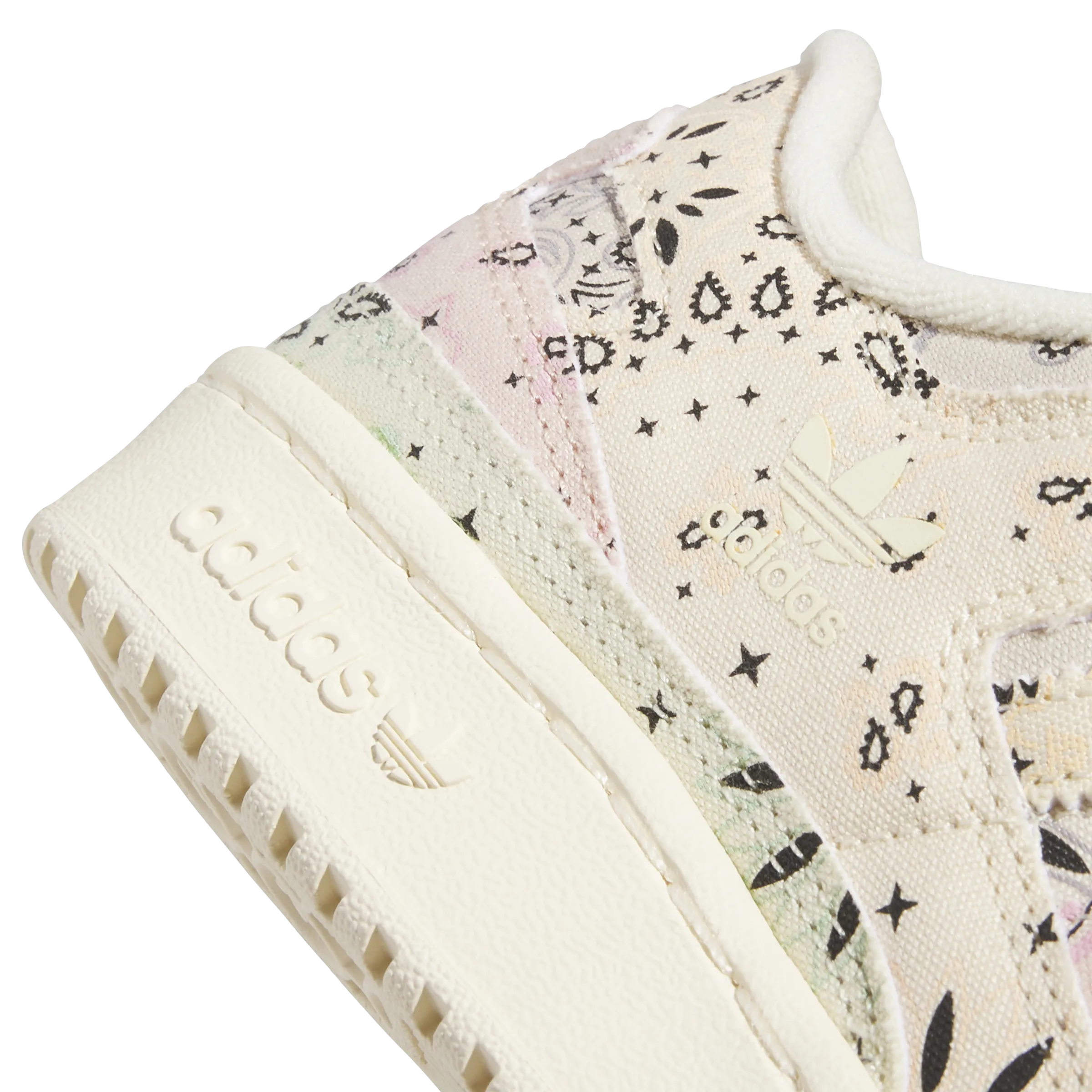 Wmns Forum 84 Low CL 'Paisley Warm Vanilla'