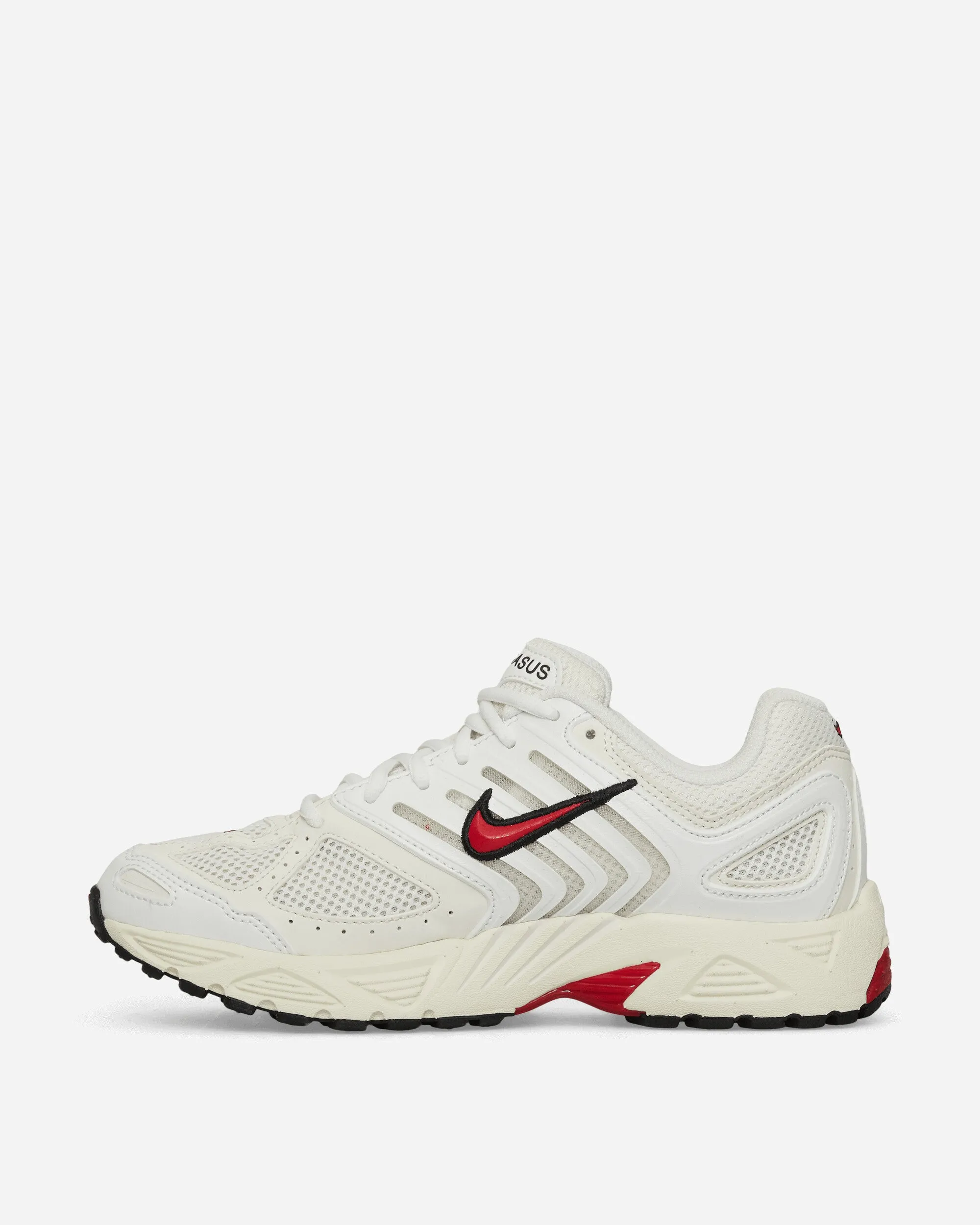 Nike Air Pegasus 2005 Sneakers in Weiß / Gym Rot